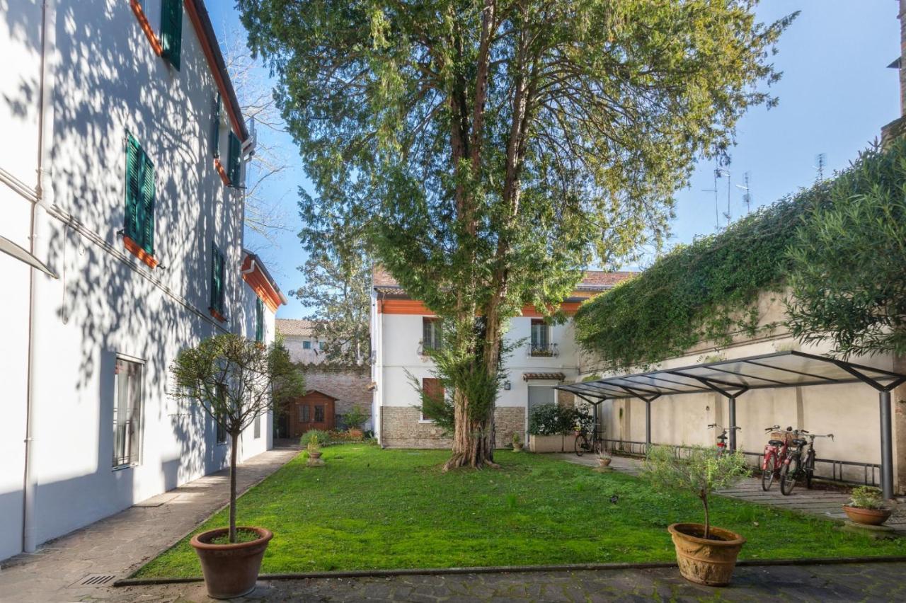 Frescobaldi Aparments! A Casa Di Francesco Apartman Ferrara Kültér fotó
